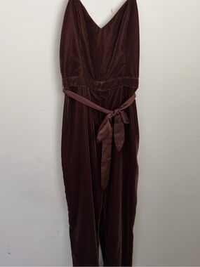 Abercrombie‎ & Fitch Brown Velvet Jumpsuit with Tie Belt